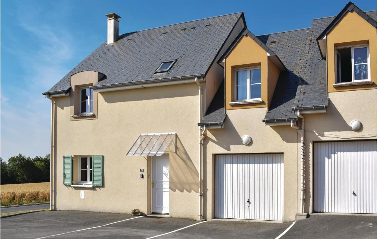 4 Bedroom Cozy Home In Port-En-Bessin-Huppain Exterior photo